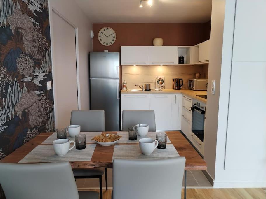 Appartement Neuf Classe, Balcon Et Petite Vue Mer 플레뇌프-발-앙드레 외부 사진